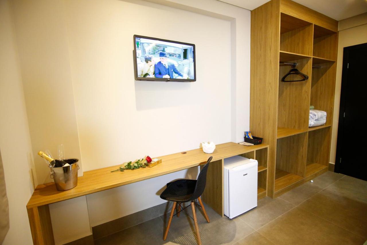Neo Park Hotel Маринга Екстер'єр фото