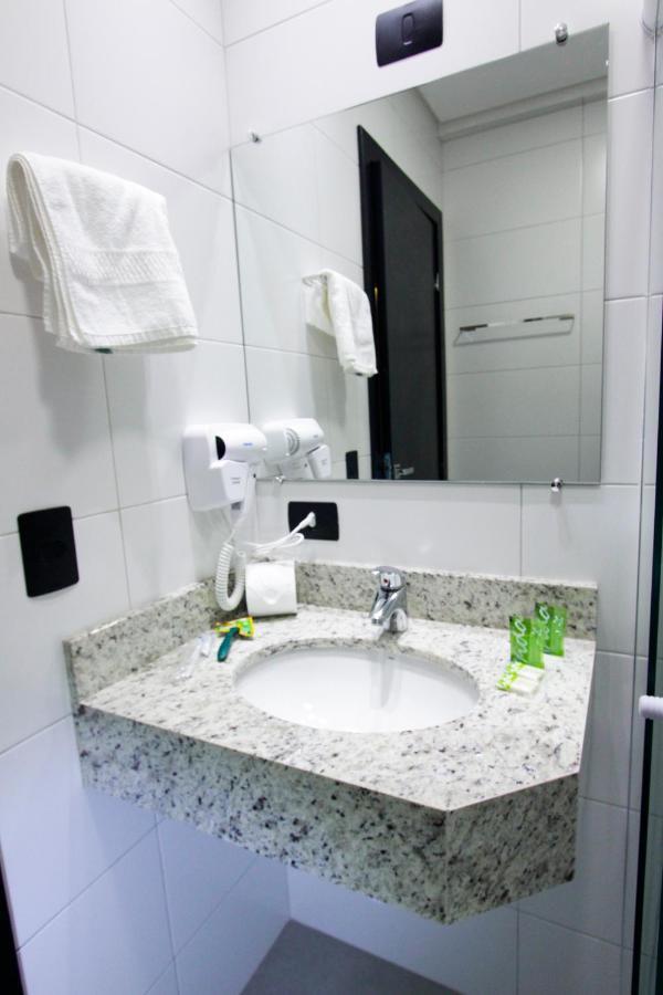 Neo Park Hotel Маринга Екстер'єр фото